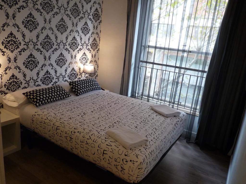Q Barcelona Hotel Bilik gambar