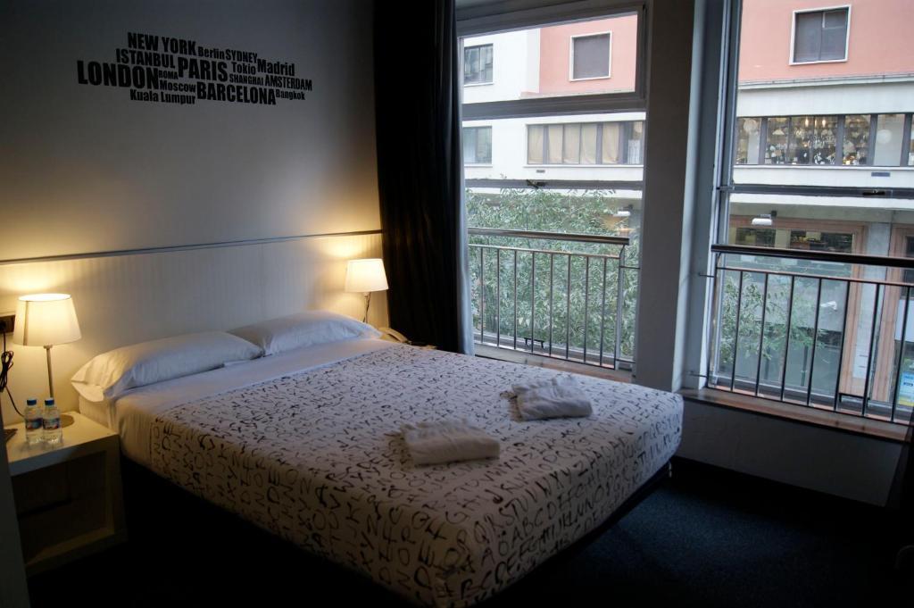 Q Barcelona Hotel Bilik gambar