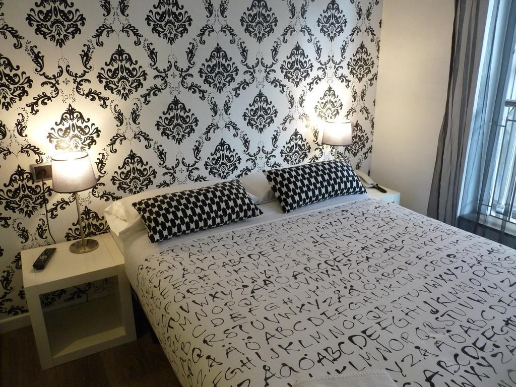 Q Barcelona Hotel Bilik gambar