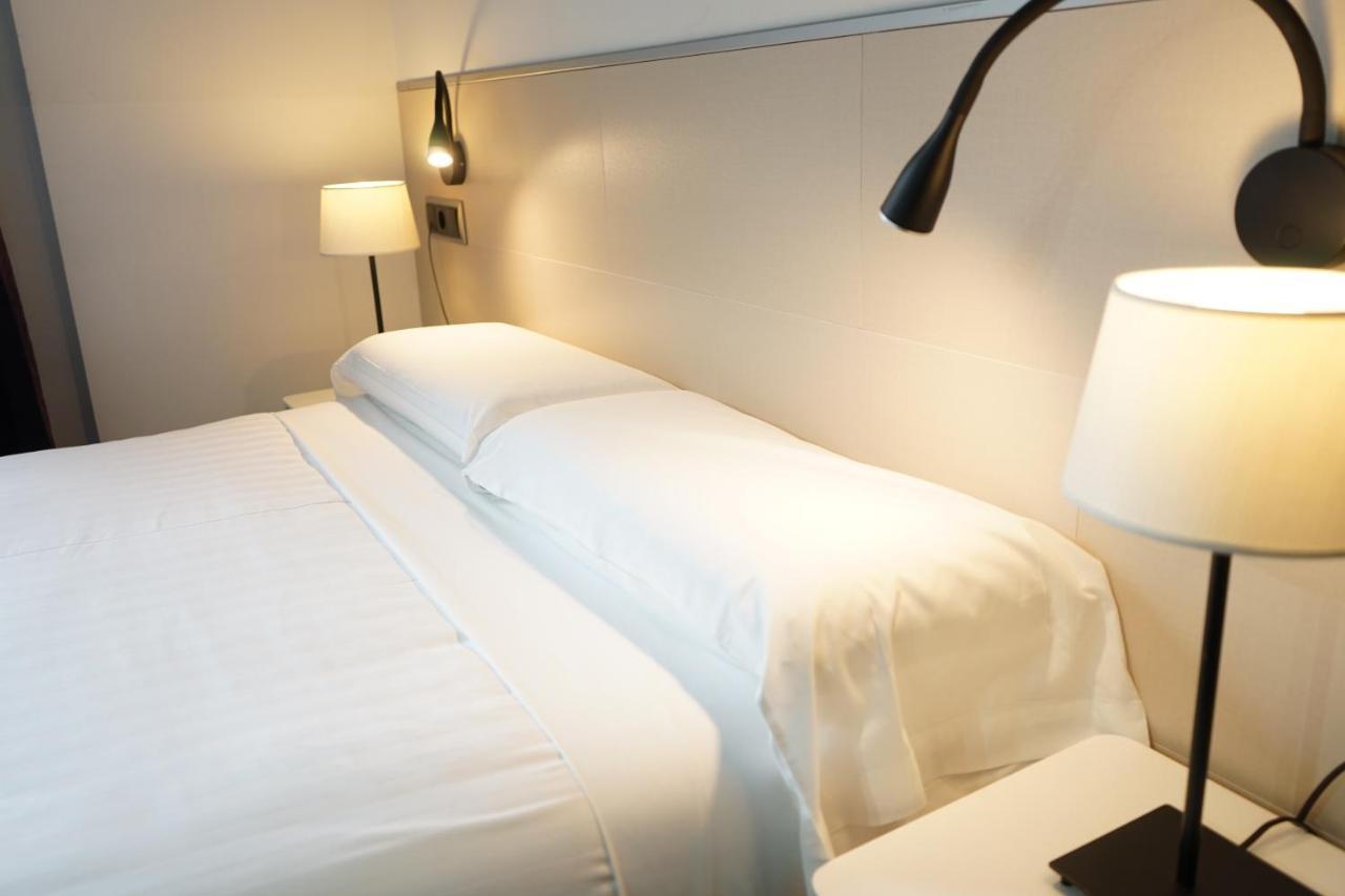 Q Barcelona Hotel Luaran gambar