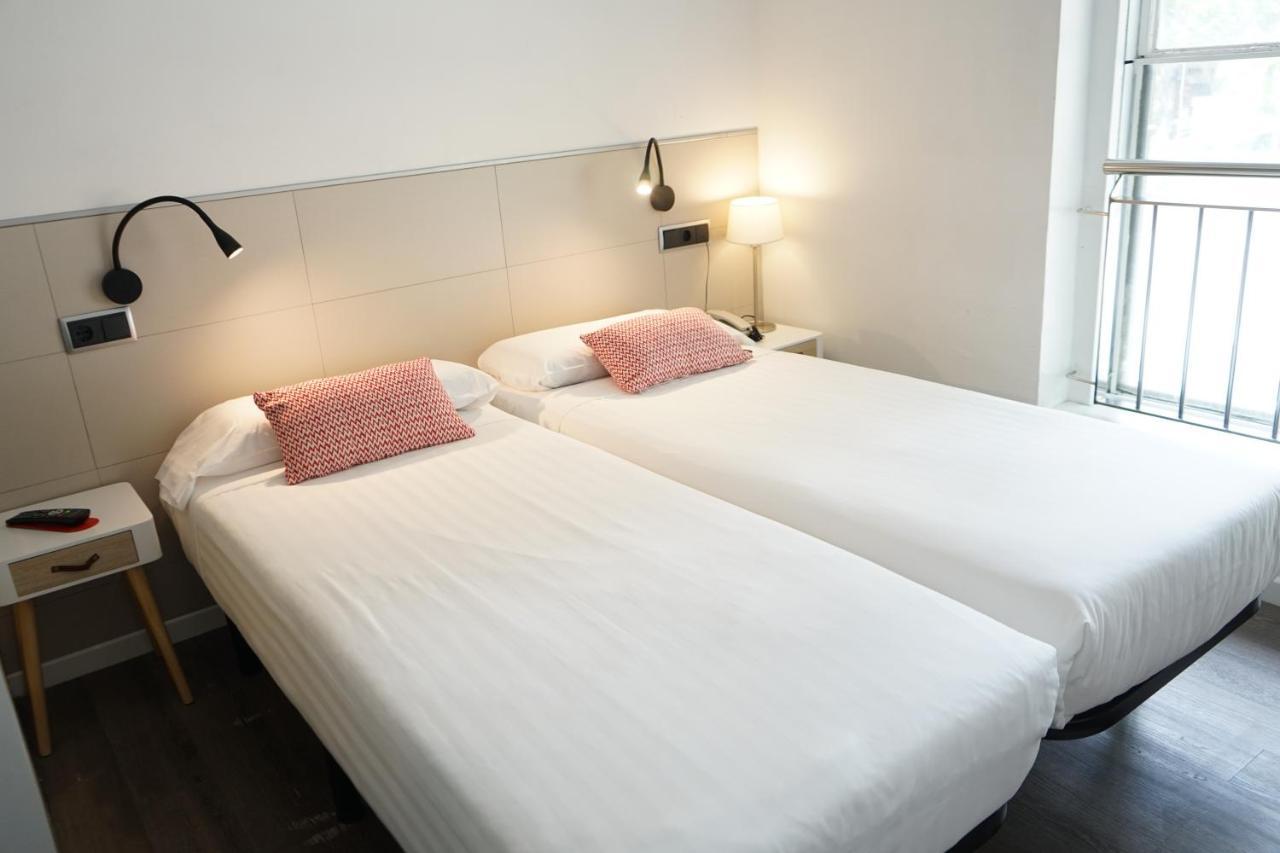 Q Barcelona Hotel Luaran gambar